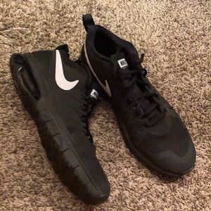 Nike Air Max TR1 180